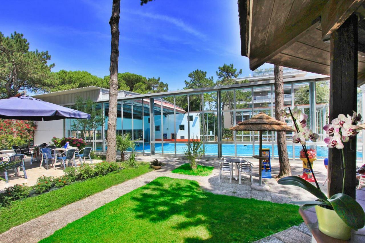 Hotel Meridianus Линьяно-Саббьядоро Экстерьер фото