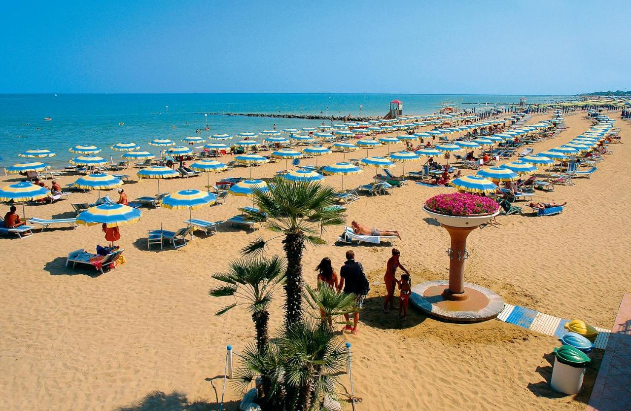 Hotel Meridianus Линьяно-Саббьядоро Экстерьер фото